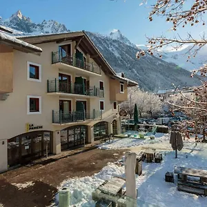 Ginabelle 8 - Year Chamonix